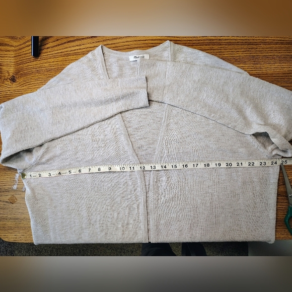 Madewell women's open front cardigan, lightweight,cotton blend,size L, pockets. - Picture 12 of 16